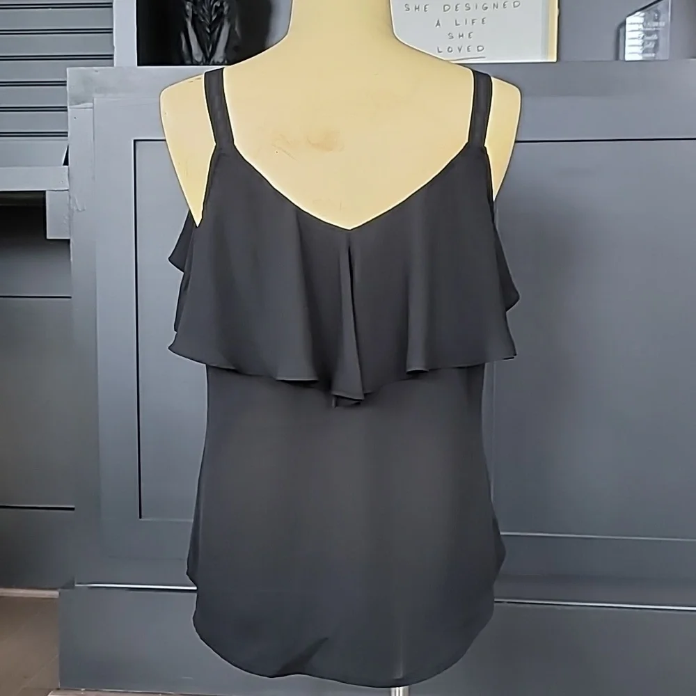 Flutter sleeve Top - Picture 5 of 7